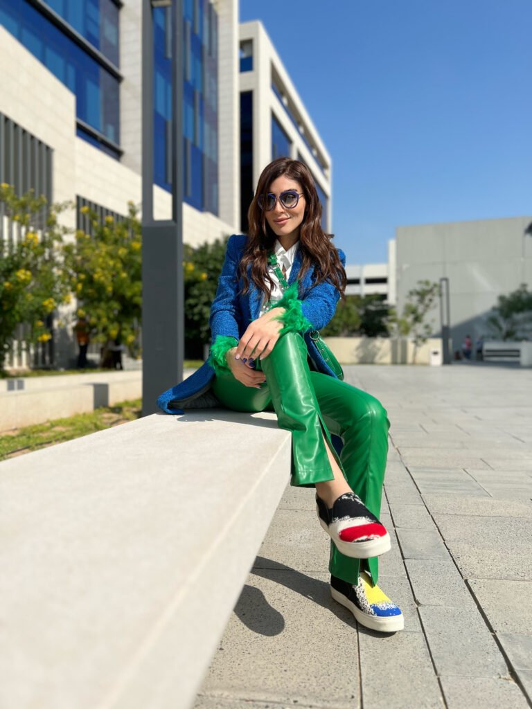 A dentist cum fashion influencer, Hiba Hassan believes that style cannot be copied but only be created