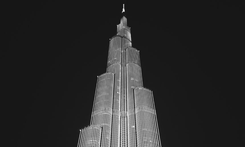 Burj Khalifa and its beauty lights up to mark the International Thalassaemia Day '22