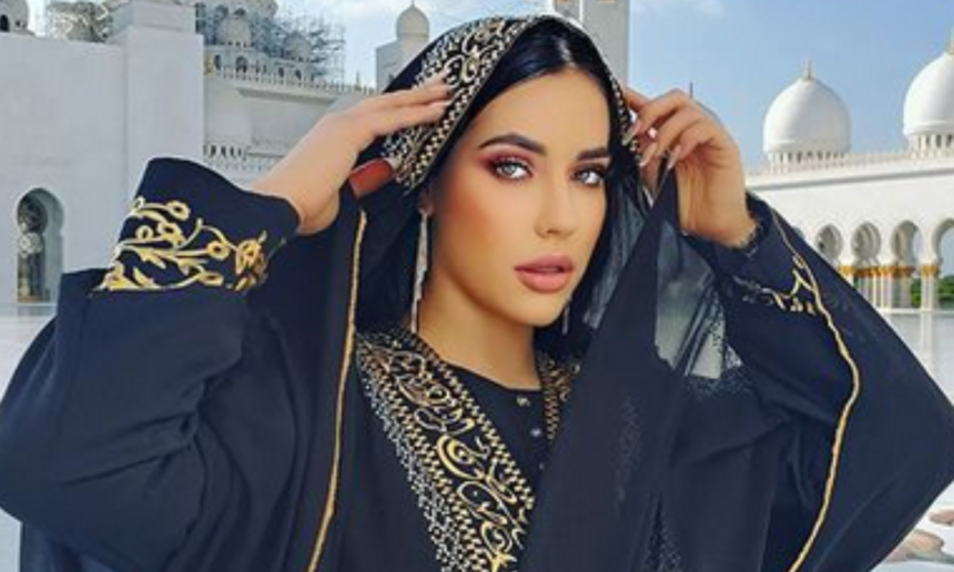 Engaging with your followers is very important, says fashion influencer Anna Alimani